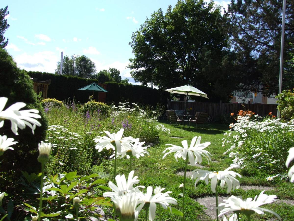 Stirling House Bed & Breakfast Kelowna Dış mekan fotoğraf