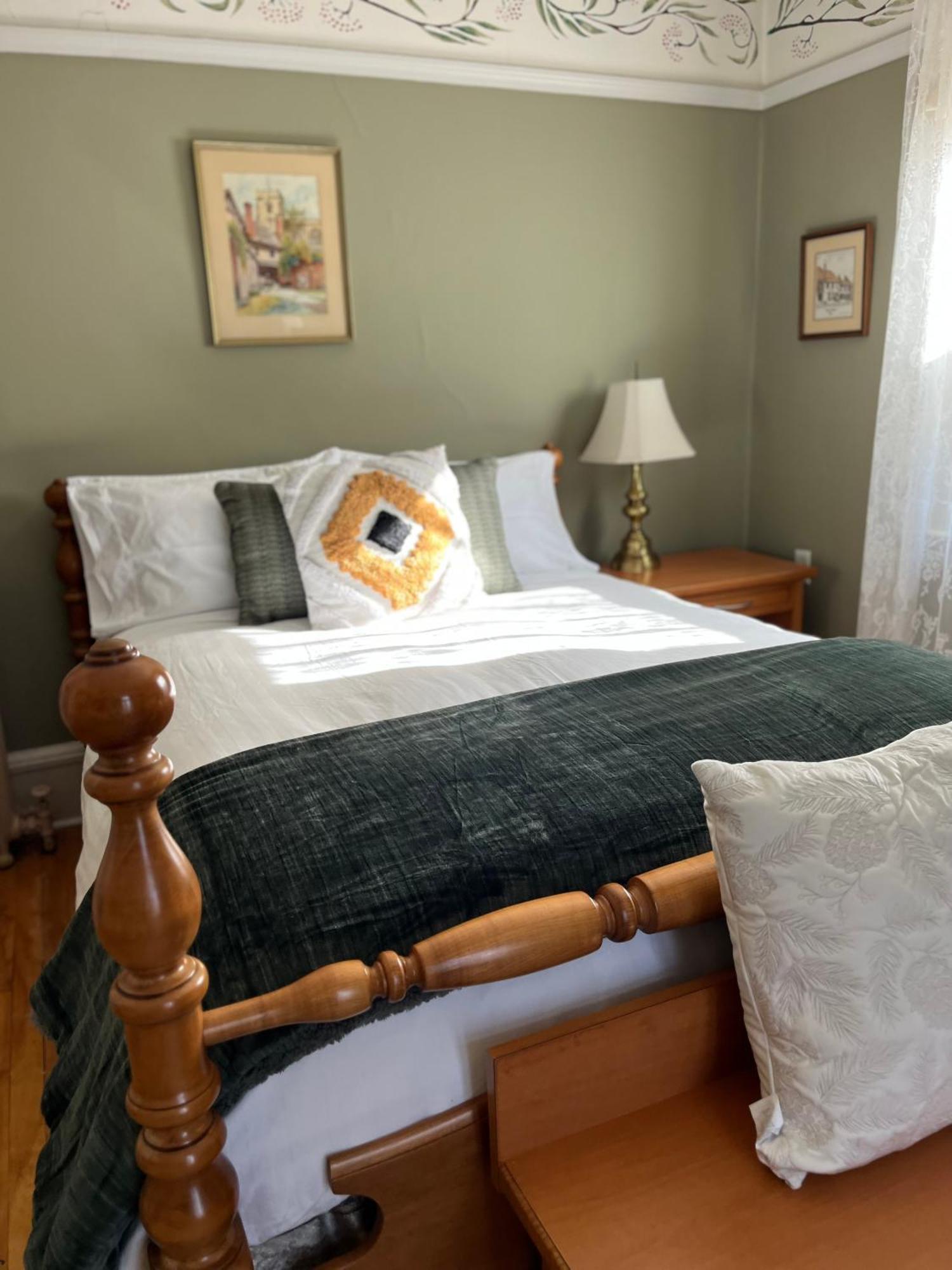 Stirling House Bed & Breakfast Kelowna Dış mekan fotoğraf